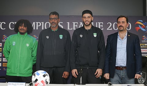 بهكلي: السومة وبلايلي سيدعمان الأهلي في مواجهة الاستقلال