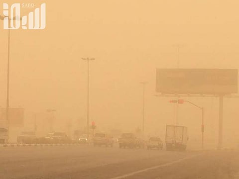 المركز الوطني للأرصاد: أمطار ورياح نشطة على منطقة نجران