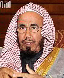 "المطلق": الشذوذ الآن موجود وبعض الرجال يؤذون زوجاتهم به