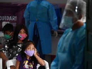 "الصحة العالمية": 3 من كل 10 أشخاص عرضة للإصابة بـ"كورونا" في الأمريكتين