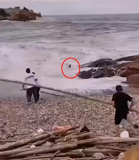 بالفيديو.. صورة عروسين على شاطئ البحر تنتهي بكارثة