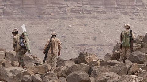 خسائر فادحة للحوثي.. الجيش اليمني يحرر مساحات شاسعة بالجوف ومأرب وصنعاء