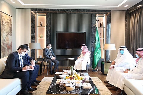 "فيصل بن فرحان" يلتقي نظيره الباكستاني ونائب وزير خارجية طاجيكستان