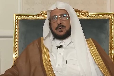 "آل الشيخ": قرار ضبط مكبرات المساجد سيطبق بحذافيره.. المتجاوز "يجلس ببيته"