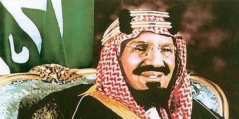"أُفضّل شنق واحد من أبنائي على تسليمه".. كيف كان رد فعل "المؤسس" حين لجأ إليه ثائر عراقي؟