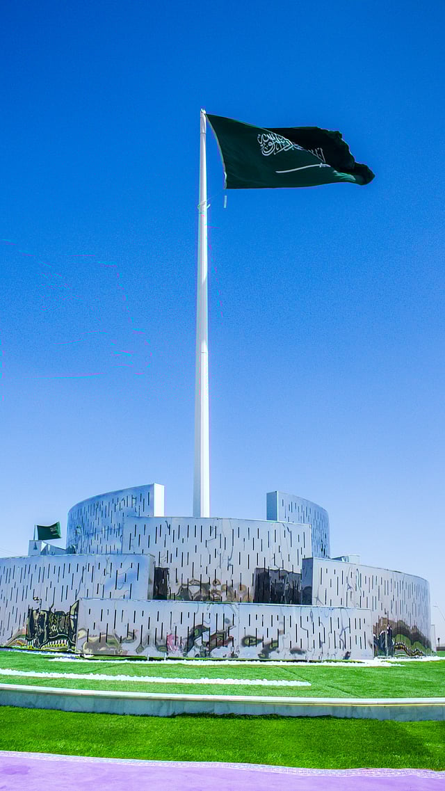 ������� ���� �����.. ���� ������ sabq/2024-03/2f4