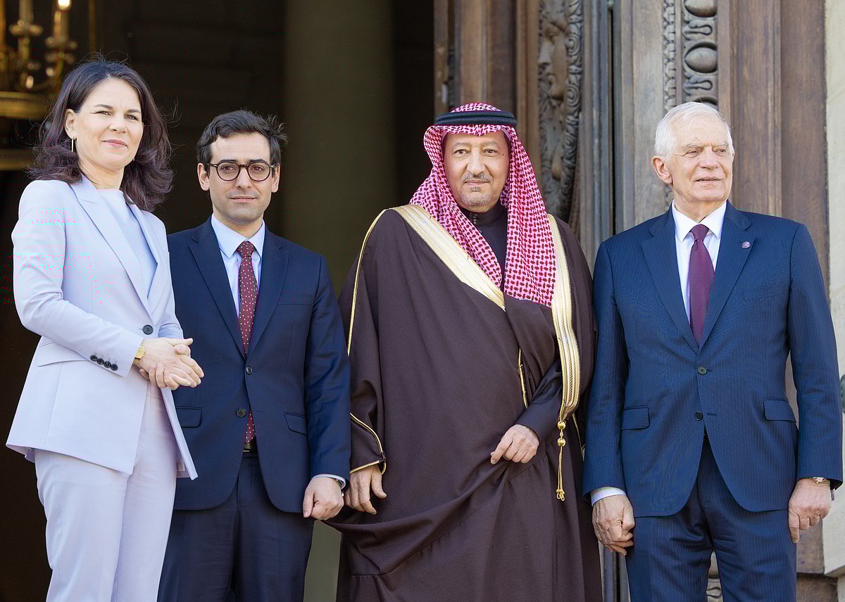 ������� ���� ������ ������ ������ sabq/2024-04/e45