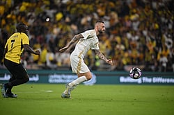 "�������" ���� ����� ����.. �������� sabq/2024-12-06/