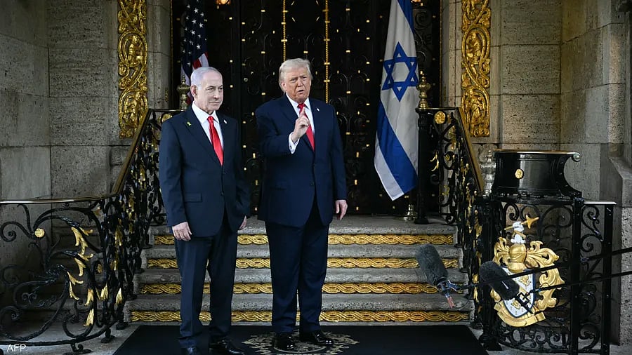 "ترامب" يلوّح بضرب إيران عسكريًا ويشترط نزع سلاح حماس قبل إعادة إعمار غزة