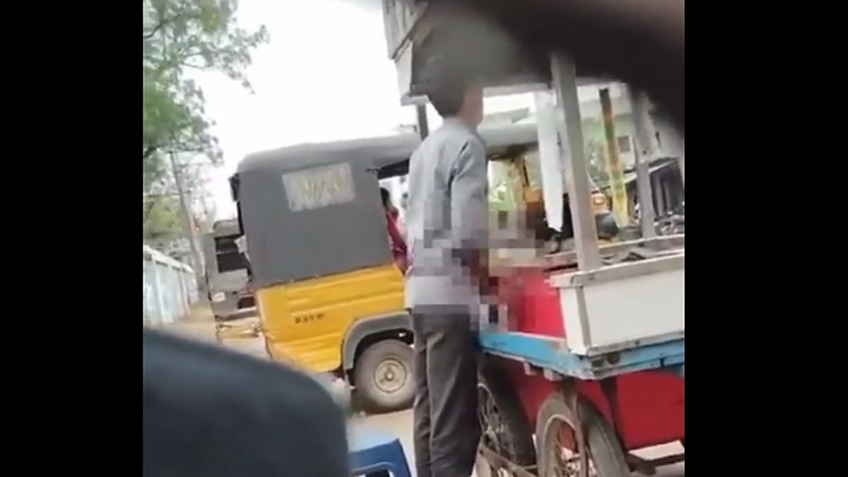 ഐസ്ക്രീമിലേക്ക് സ്വയംഭോഗം, വീഡിയോ പുറത്തുവന്നതോടെ ; കച്ചവടക്കാരനെ കൈയോടെ പൊക്കി പോലീസ് ഐസ്ക്രീമിലേക്ക് സ്വയംഭോഗം, വീഡിയോ പുറത്തുവന്നതോടെ ; കച്ചവടക്കാരനെ കൈയോടെ പൊക്കി പോലീസ്