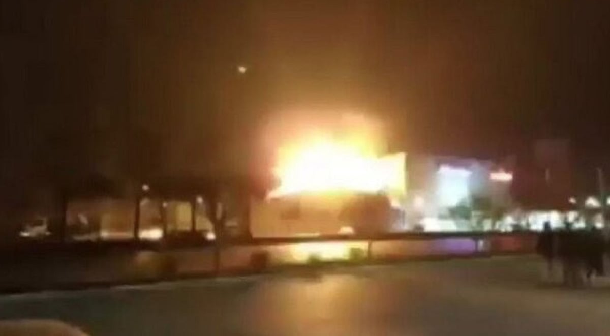 ഇറാനിൽ വ്യോമാക്രമണവുമായി ഇസ്രയേൽ; വിമാനത്താവളങ്ങൾ അടച്ചു ഇറാനിൽ വ്യോമാക്രമണവുമായി ഇസ്രയേൽ; വിമാനത്താവളങ്ങൾ അടച്ചു