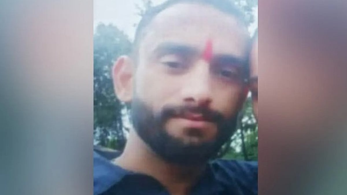 ബാല വിവാഹം അധികൃതര് തടഞ്ഞു; 16കാരിയെ വരന് കഴുത്തറുത്ത് കൊന്നു ബാല വിവാഹം അധികൃതര് തടഞ്ഞു; 16കാരിയെ വരന് കഴുത്തറുത്ത് കൊന്നു