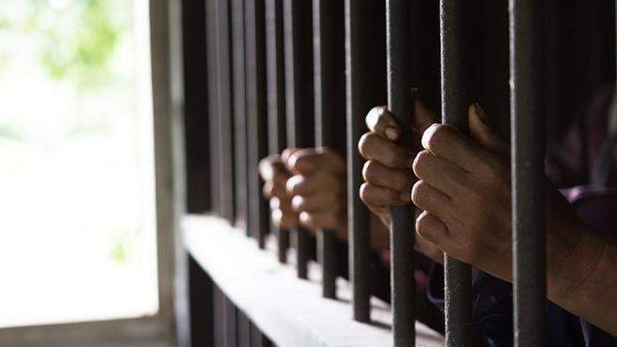 ജയിലിനുള്ളിൽ സംഘട്ടനം; പരിക്കേറ്റയാൾ വെന്റിലേറ്ററില് ജയിലിനുള്ളിൽ സംഘട്ടനം; പരിക്കേറ്റയാൾ വെന്റിലേറ്ററില്