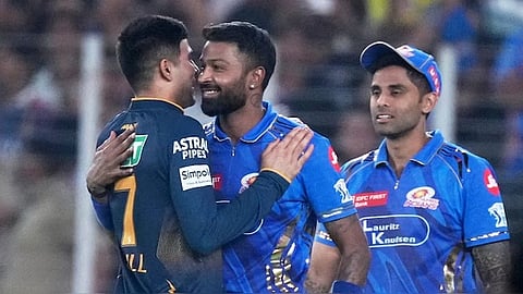 RCB के खिलाफ उतरेगी पांड्या सेना  

