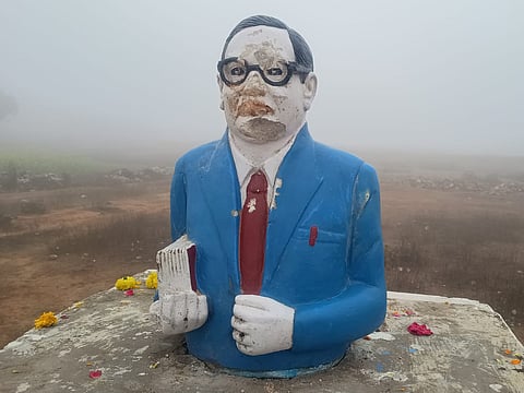 अंबेडकर की प्रतिमा तोड़ी, मामला दर्ज