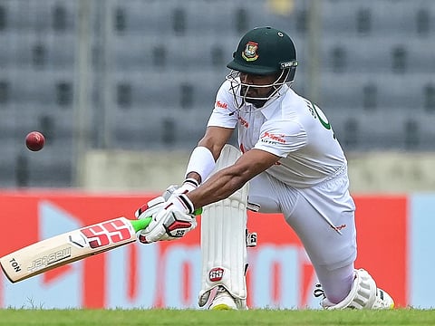 नजमुल हुसैन शंटो के अर्धशतक की बदौलत बांग्लादेश ने ‌हासिल की 112 रन की बढ़त