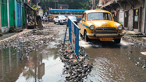 kolkata, road, condition, waterlogged 