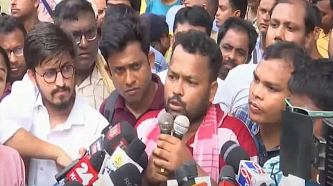 kolkata, ssc, education, teachers, protest