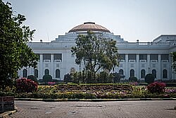 बंगाल में दमकल की ताकत कितनी है, मंत्री ने विधानसभा में बताया