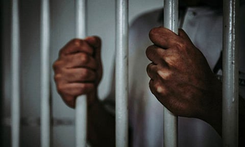 फेरो एलाय प्लांट से रॉ मैटेरियल्स चुराकर बेचने वाला गिरफ्तार       