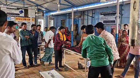 सड़क दुर्घटना में 2 चचेरे भाइयों की मौत, एक घायल  