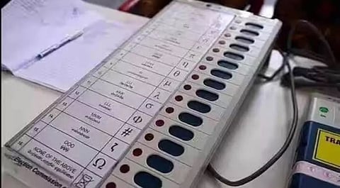 सभी चुनाव कानून के मुताबिक कराए जाते हैं