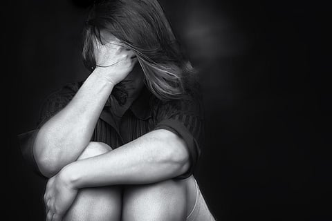 कसबा दुष्कर्मकांड : विरोधी दलों के प्रदर्शन के दौरान पुलिस ने भांजीं लाठियां, स्थिति तनावपूर्ण