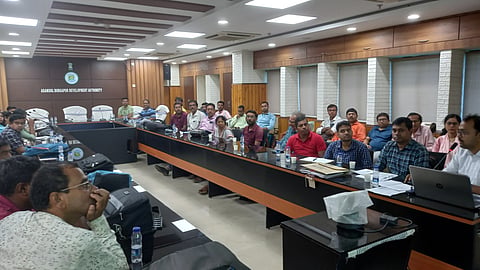 मनरेगा योजना फिर से हो रही है चालू, लोगों को दिया गया प्रशिक्षण 