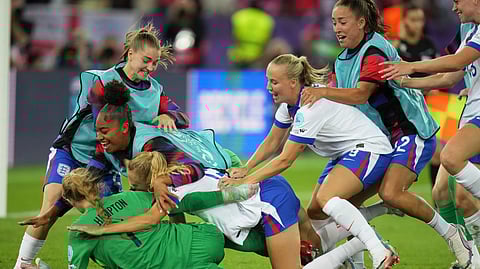 इंग्लैंड यूरो 2025 के सेमीफाइनल में