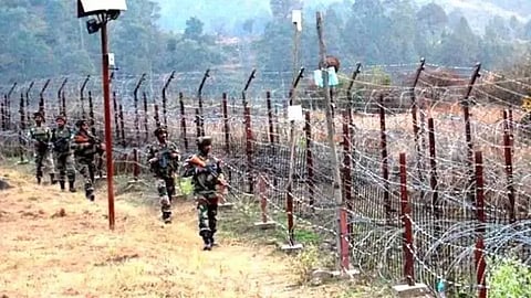 नागा संगठनों ने प्रधानमंत्री, गृहमंत्री से भारत-म्यांमार सीमा पर बाड़बंदी रोकने की मांग की