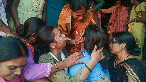 परिजनों का रो-रोकर बुरा हाल