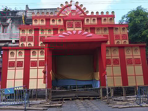 puja pandal 