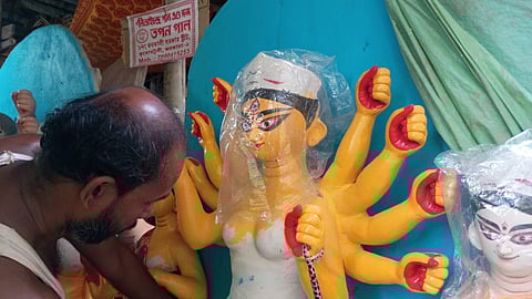 Top 4 Places in Kolkata : "क्लिक, क्लचर और कोलकाता: दुर्गा पूजा के पर्फेक्ट शॉट्स"