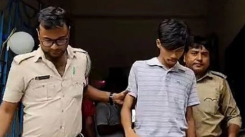After Krishnanagar, now a student was brutally murdered in Taherpur.