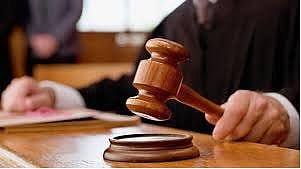 27 साल पुराने केस में दोषी को मिली अनोखी सजा : अदालत उठने तक खड़ा रहने का आदेश