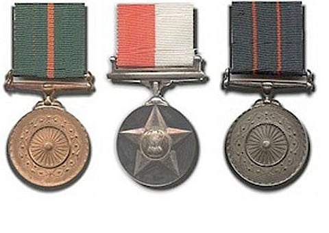 gallantry award dung peace tima ashok chakra, kirtichakra and shaurya chakra