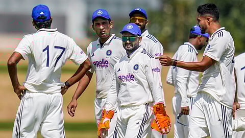 दक्षिण अफ्रीका-ए ने पहले दिन 299 रन बनाये 