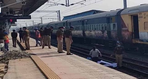 mirzapur train accident 