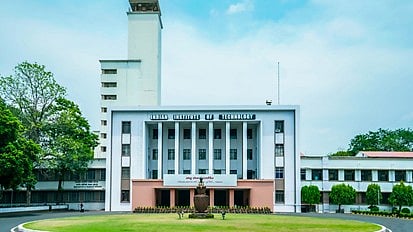 आईआईटी खड़गपुर के निदेशक ने प्रतिष्ठित विज्ञान सम्मेलन में भारत का प्रतिनिधित्व किया