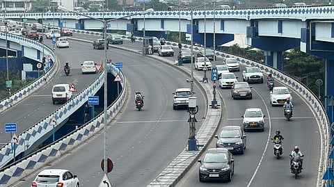 मां फ्लाईओवर : फोटो दीपेन 