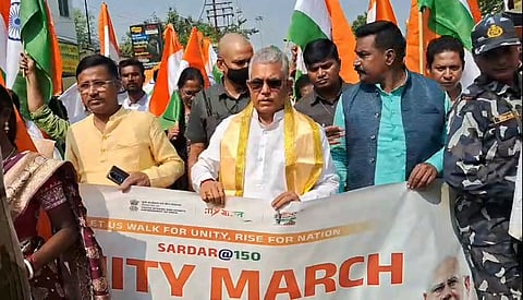 सरदार वल्लभभाई पटेल की 150वीं जयंती पर मिदनापुर में निकाला गया जुलूस