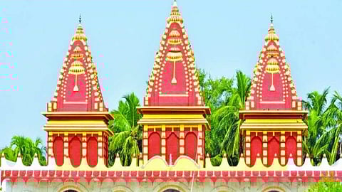 गंगासागर के तीर्थ यात्रियों को ठगी से बचाने की कोशिश में प्रशासन