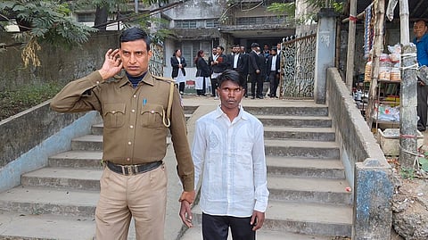 अतिरिक्त दहेज के लिए पत्नी के हत्यारे पति को उम्रकैद की सजा