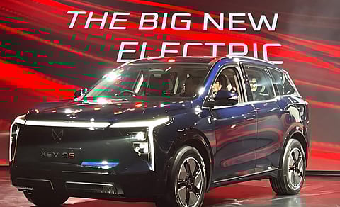 महिंद्रा का चालू वित्त वर्ष के अंत तक प्रति माह 7000 इलेक्ट्रिक कारें बेचने का लक्ष्य