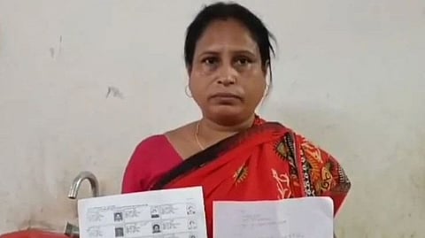Shocking revelation in SIR process: Fake voter card made by claiming neighbour woman as his mother