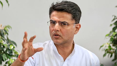 चुनाव आयोग का रवैया ठीक नहीं : पायलट