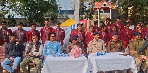 स्कूली बच्चों की सुरक्षा को लेकर चलाया गया जागरूकता अभियान