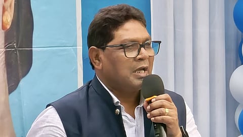 विधायक डॉ. आलोक जलदाता वक्तव्य रखते हुए 