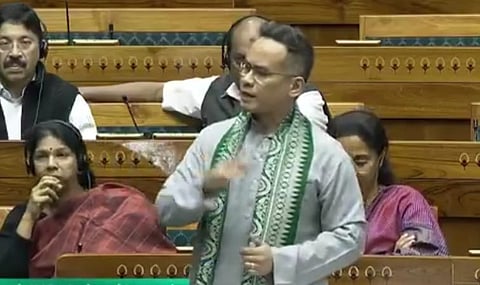 प्रधानमंत्री कितनी भी कोशिश कर लें, नेहरू के योगदान पर दाग नहीं लगा सकते: गोगोई