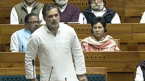 राहुल गांधी ने खादी कुर्ता पहनकर BJP को दिया सिम्बॉलिक जवाब